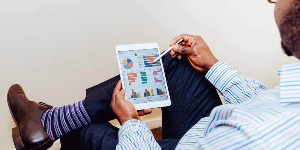 Why your business should use cloud accounting platforms Why your business should use cloud accounting platforms