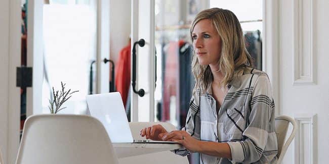woman-working