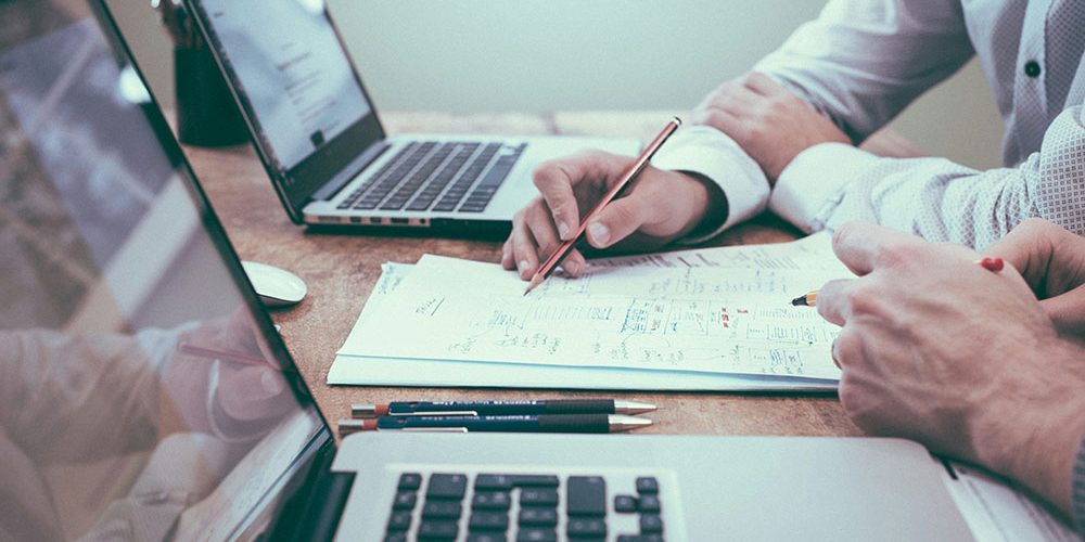 Strategies-For-Controlling-Business-Costs Strategies For Controlling Business Costs